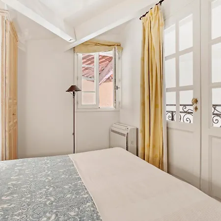 Apartment 3 Bdr - Clos Sainte Anne *